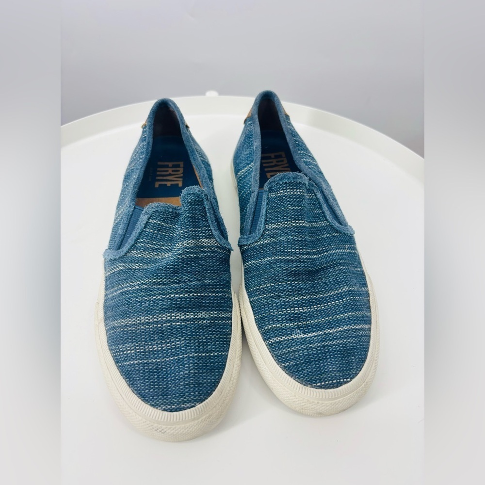 Frye Women's Gia Canvas Slip-On Sneakers in Blue Multi 7.5‎
